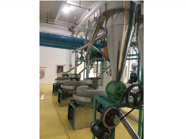 單機(jī)石磨設(shè)備使用長(zhǎng)時(shí)間后如何維護(hù)？